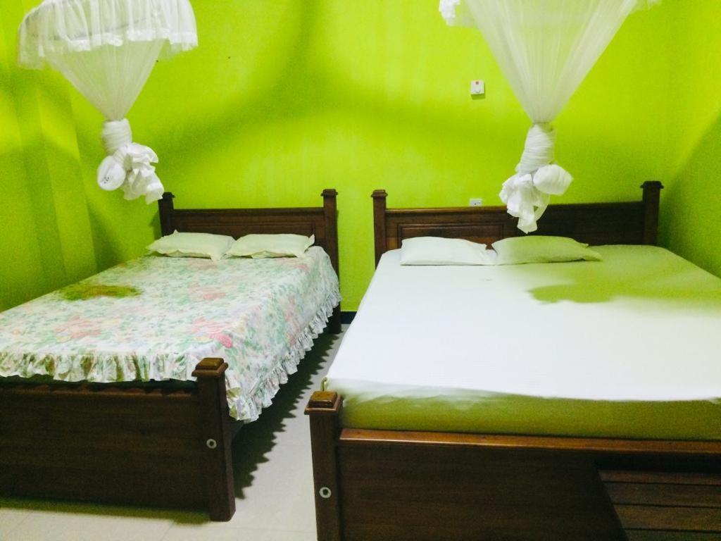 Ambel Homestay อนุราธปุระ ภายนอก รูปภาพ